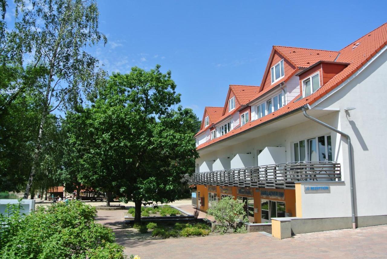 Bernsteinsee Hotel Sassenburg Exterior photo